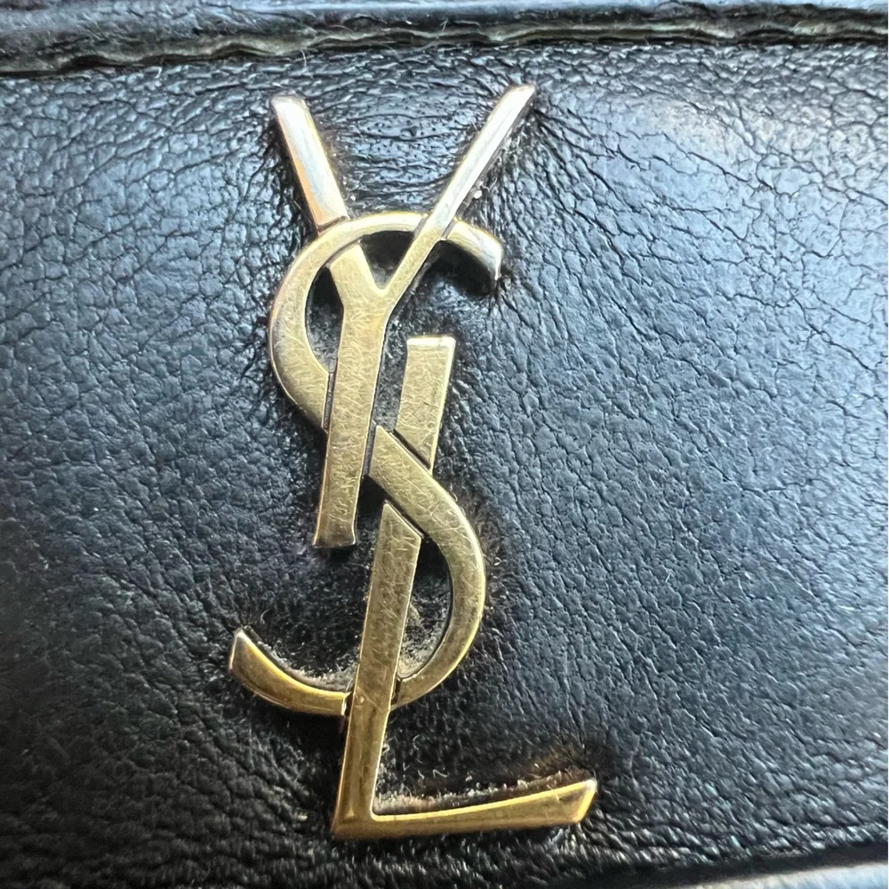 Yves Saint Laurent Victoire Camera Bag - Picture 11 of 15
